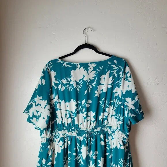 Torrid Studio Crepe De Chine Tie Neck Tiered Dress - Picture 10 of 12